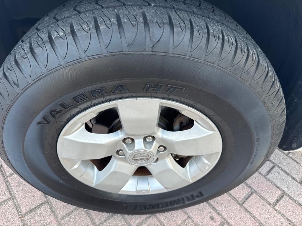 Nissan Frontier 2WD King Cab V6 Auto SV 2012