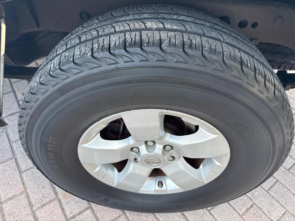 Nissan Frontier 2WD King Cab V6 Auto SV 2012