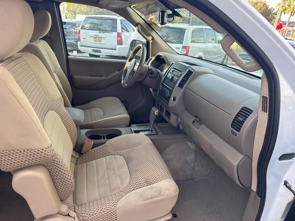 Nissan Frontier 2WD King Cab V6 Auto SV 2012