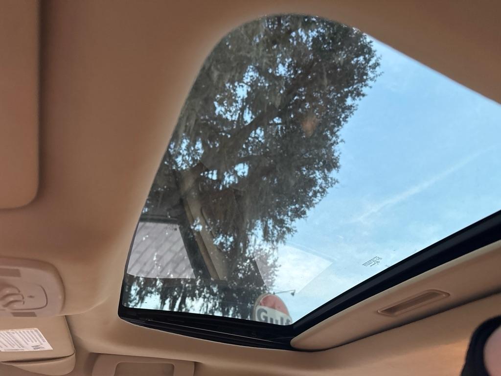 Buick Lucerne 4dr Sdn CXS 2006