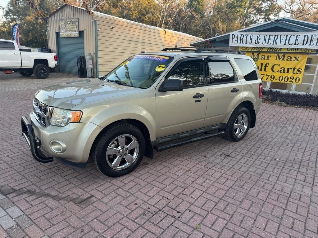 Ford Escape FWD 4dr XLT 2011