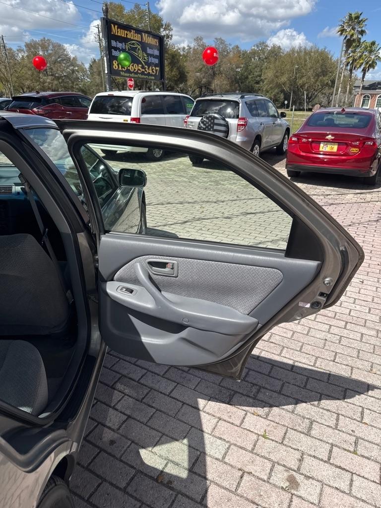 Toyota Camry 4dr Sdn XLE V6 Auto 2000