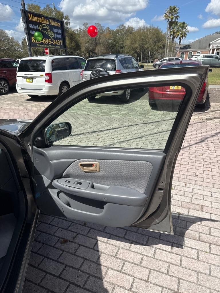 Toyota Camry 4dr Sdn XLE V6 Auto 2000