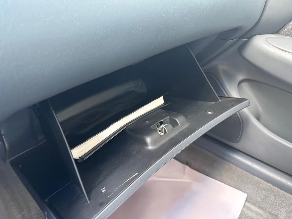 Toyota Camry 4dr Sdn XLE V6 Auto 2000