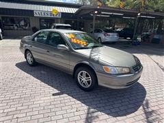 2000 Toyota Camry 
