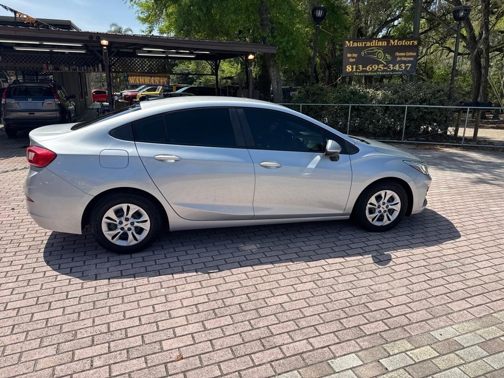 Chevrolet Cruze 4dr Sdn CVT 2019