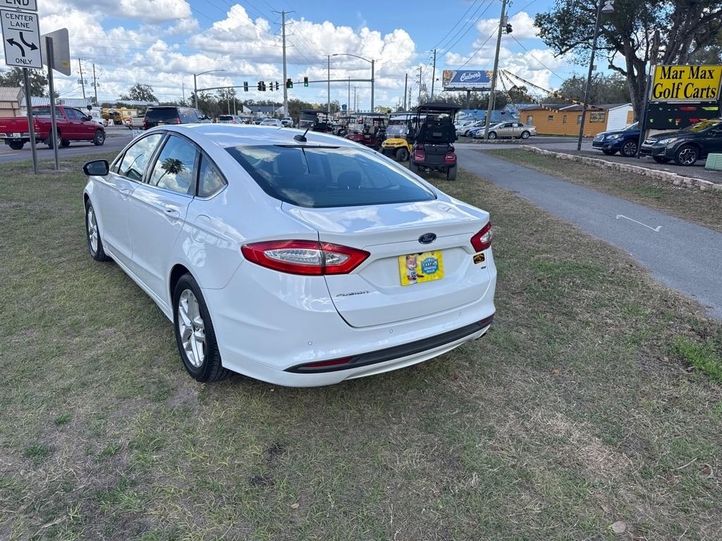 Ford Fusion 4dr Sdn SE FWD 2016
