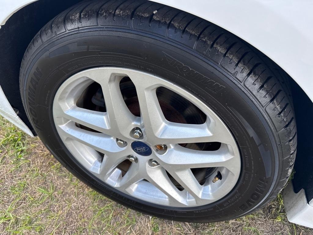 Ford Fusion 4dr Sdn SE FWD 2016