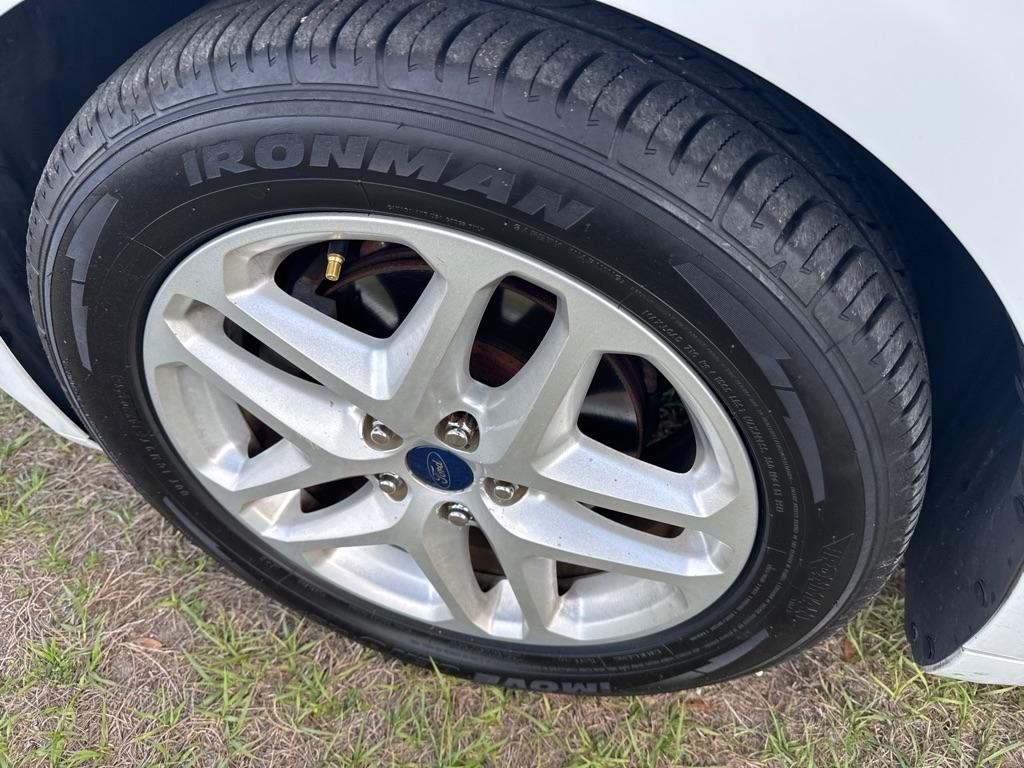 Ford Fusion 4dr Sdn SE FWD 2016