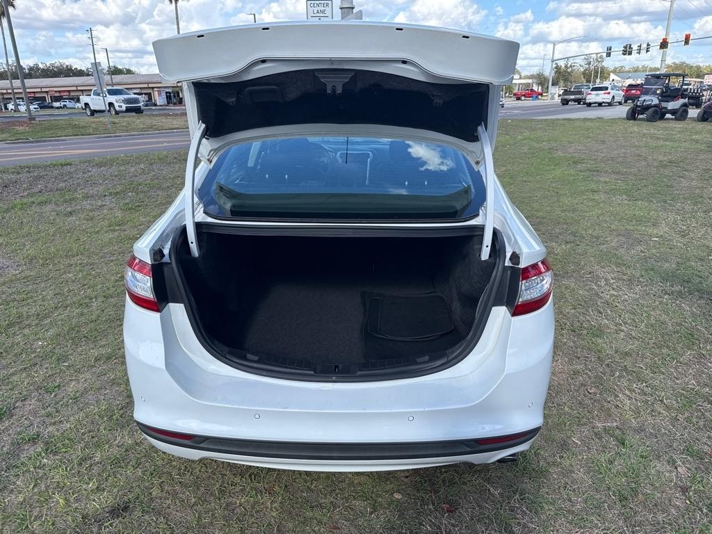 Ford Fusion 4dr Sdn SE FWD 2016