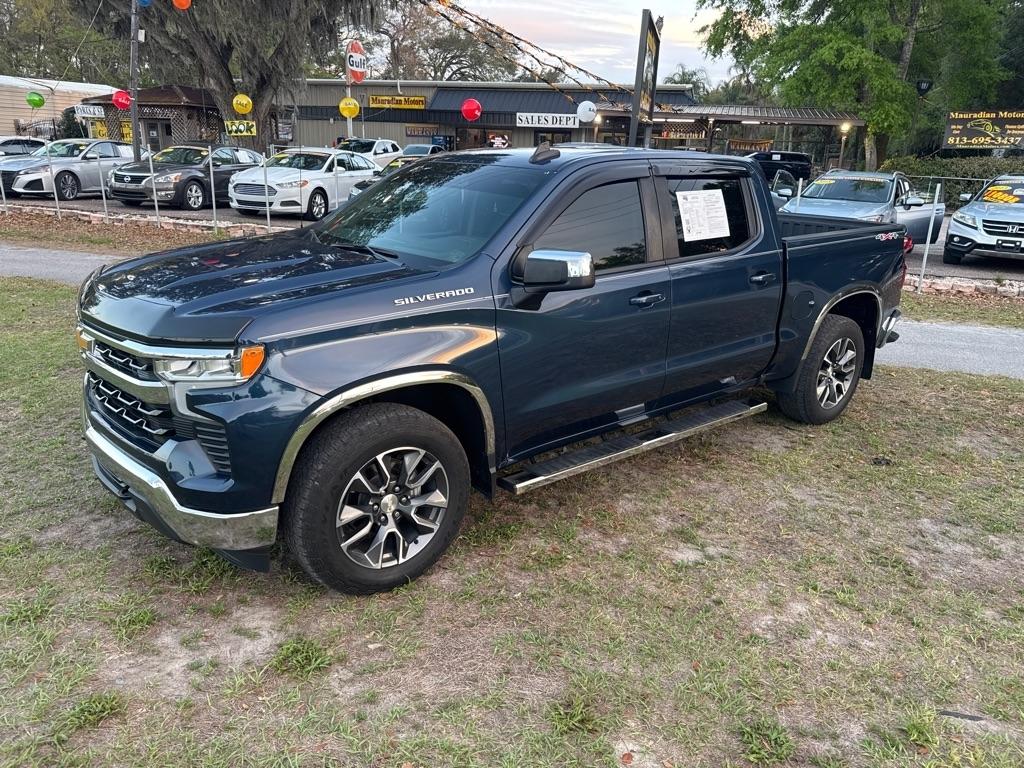 Chevrolet Silverado 1500 4WD Crew Cab 147" LT w/2FL 2022
