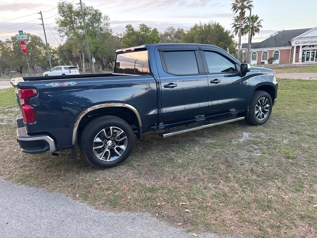 Chevrolet Silverado 1500 4WD Crew Cab 147" LT w/2FL 2022