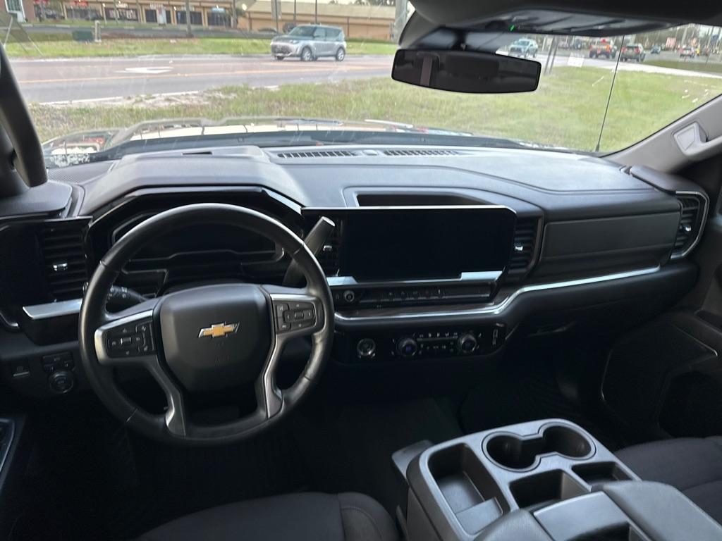 Chevrolet Silverado 1500 4WD Crew Cab 147" LT w/2FL 2022