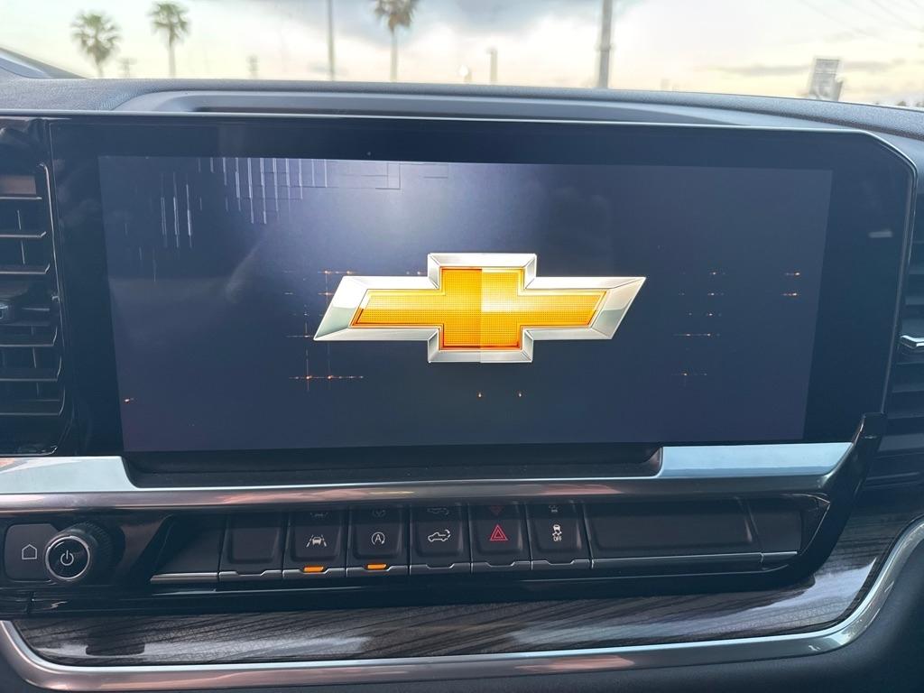 Chevrolet Silverado 1500 4WD Crew Cab 147" LT w/2FL 2022