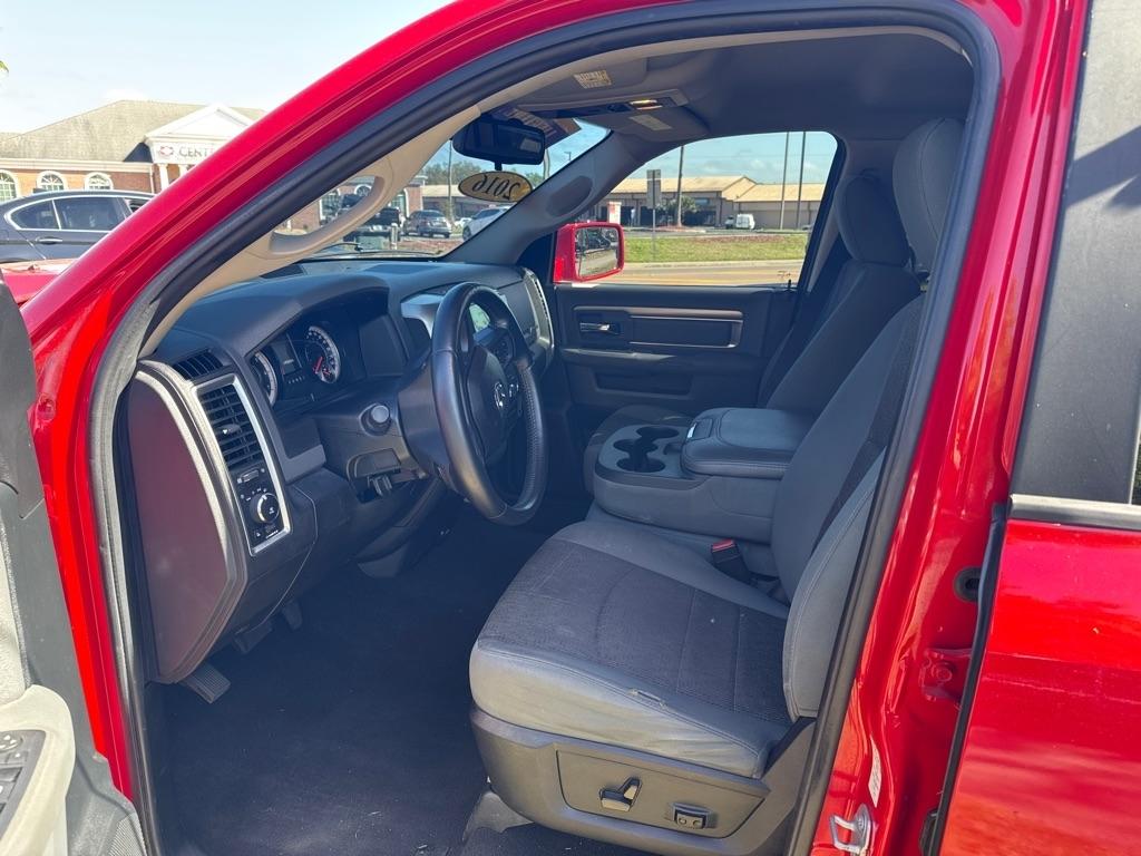 RAM 1500 2WD Quad Cab 140.5" Big Horn 2016