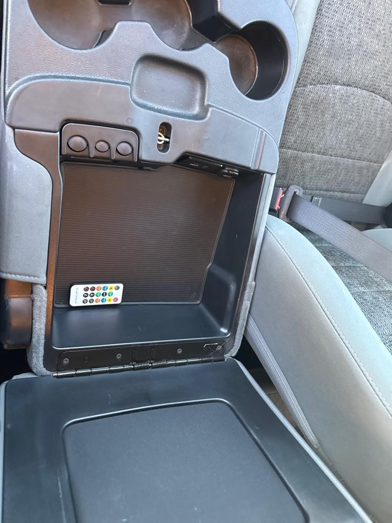 RAM 1500 2WD Quad Cab 140.5" Big Horn 2016