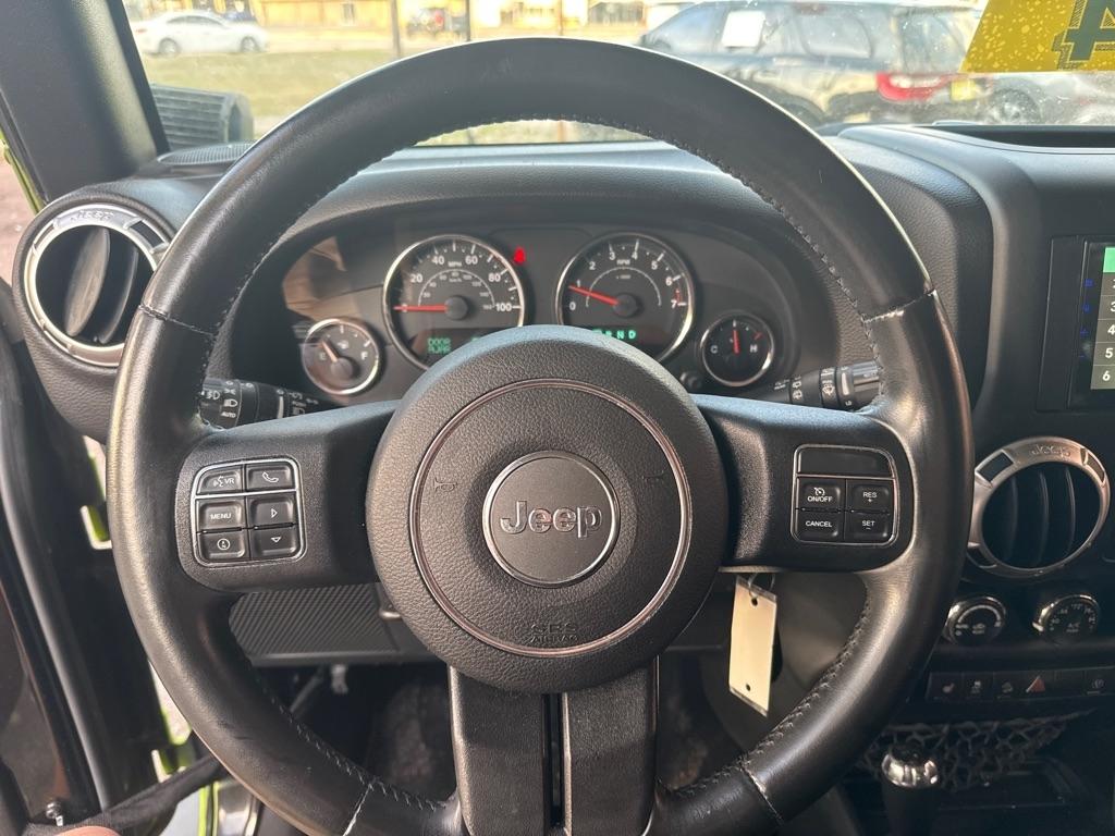 Jeep Wrangler Unlimited 4WD 4dr Sahara 2015