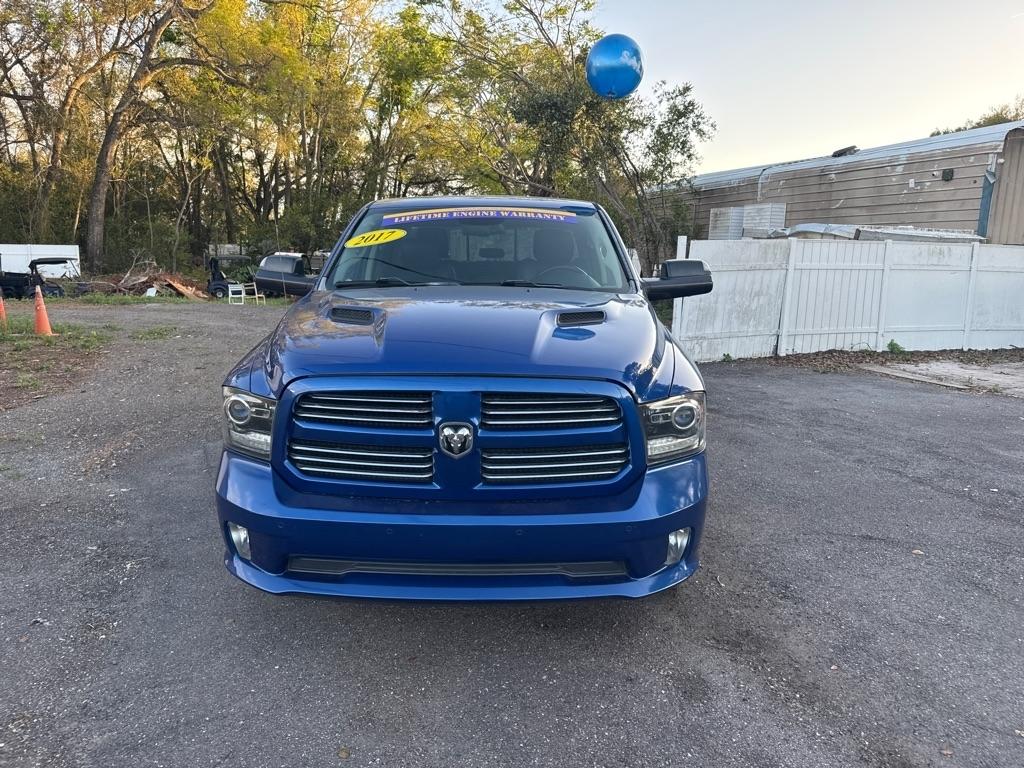 RAM 1500 Sport 4x2 Crew Cab 5'7" Box 2017