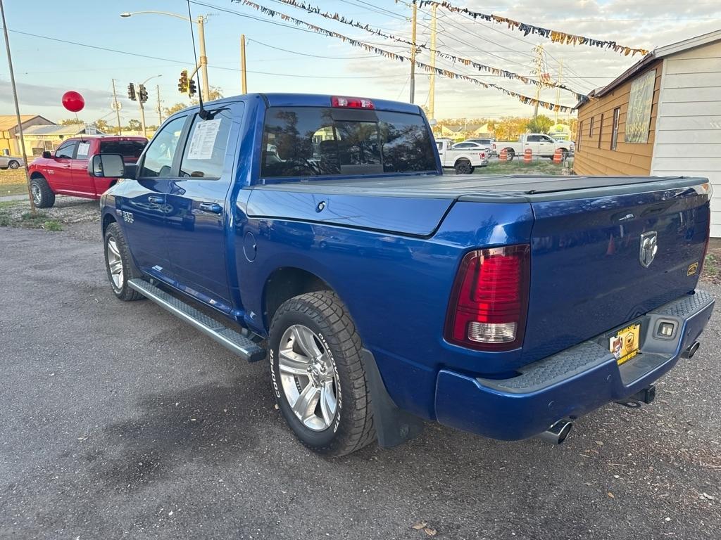 RAM 1500 Sport 4x2 Crew Cab 5'7" Box 2017