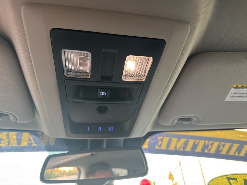 RAM 1500 Sport 4x2 Crew Cab 5'7" Box 2017