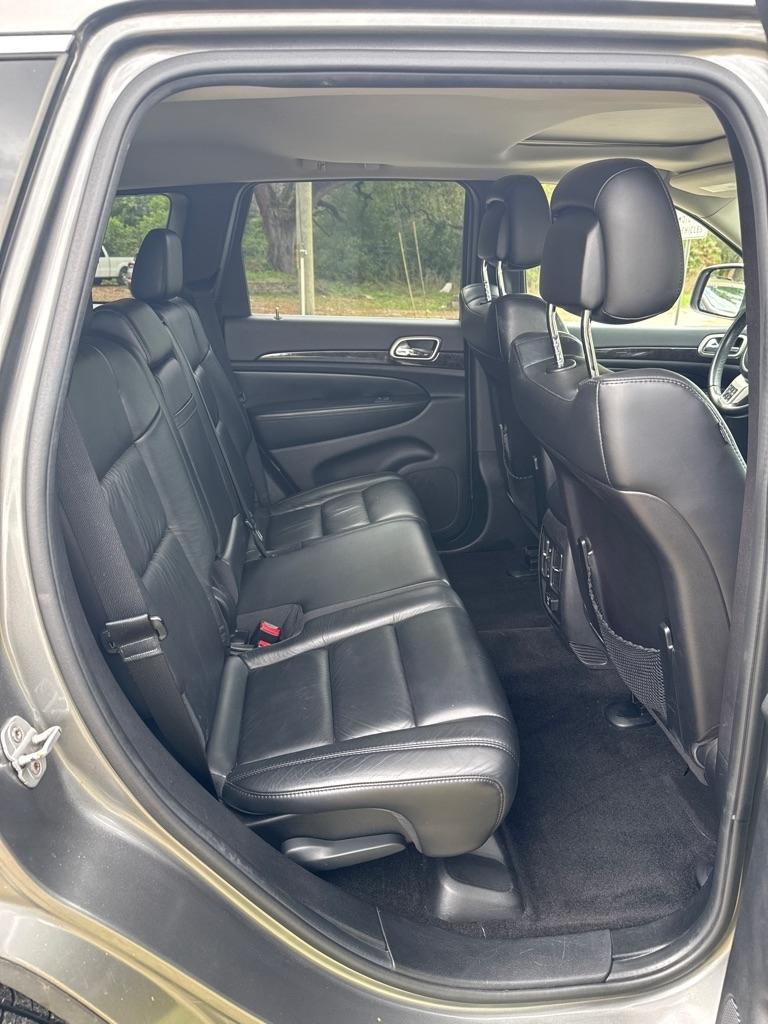 Jeep Grand Cherokee 4WD 4dr Laredo 2011