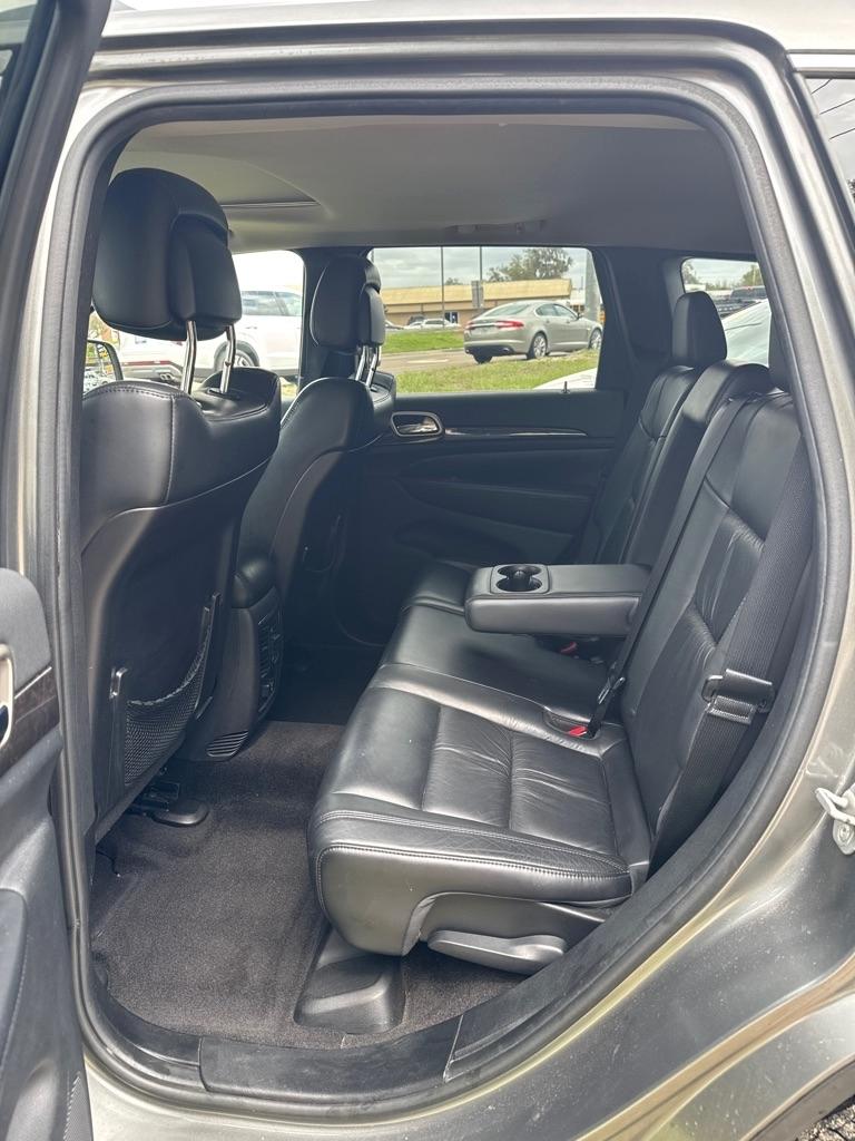 Jeep Grand Cherokee 4WD 4dr Laredo 2011