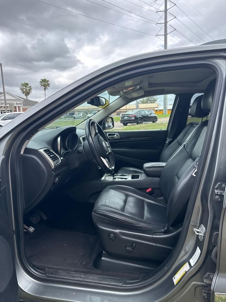 Jeep Grand Cherokee 4WD 4dr Laredo 2011