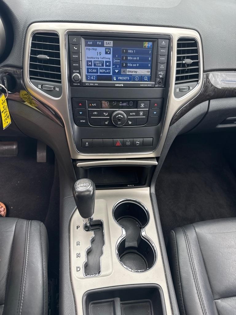 Jeep Grand Cherokee 4WD 4dr Laredo 2011