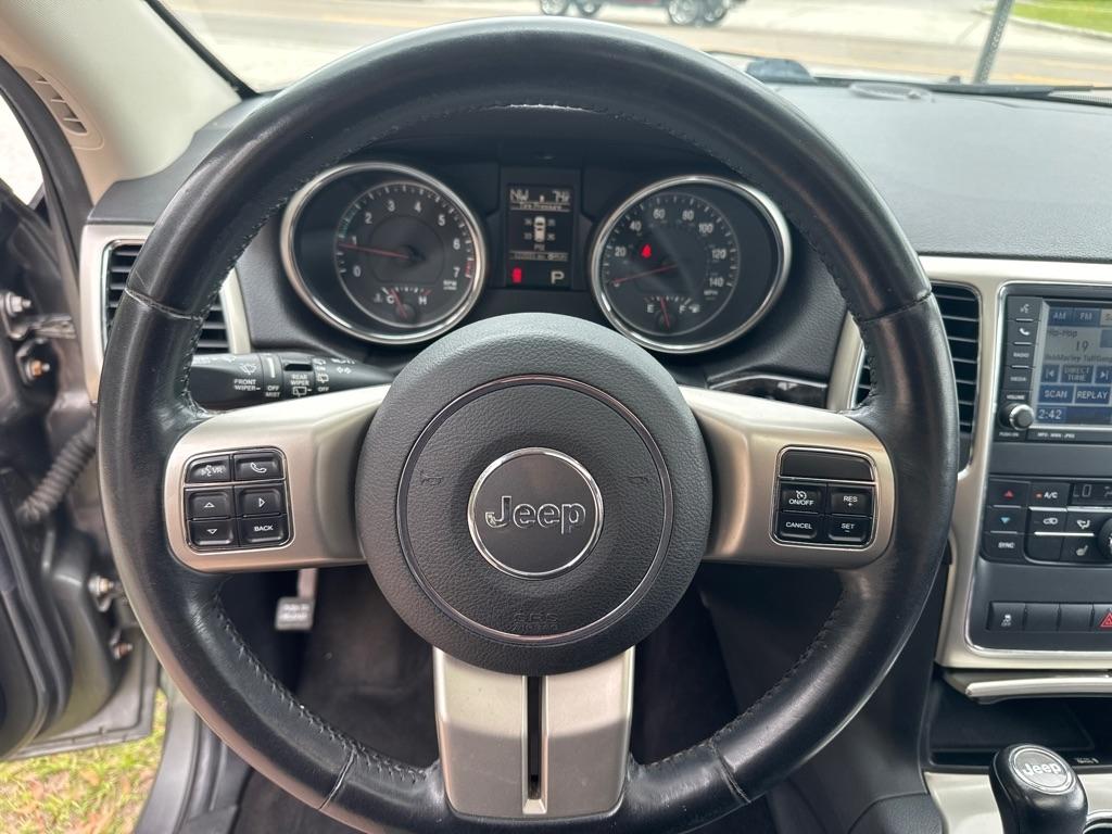 Jeep Grand Cherokee 4WD 4dr Laredo 2011