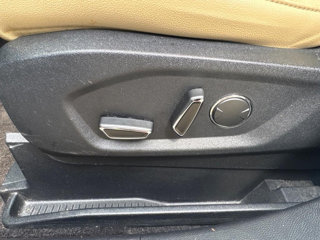 Ford Focus 4dr Wgn SE I4 Manual Fleet 2003