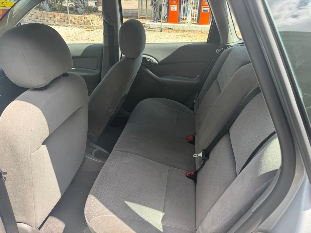 Ford Focus 4dr Wgn SE I4 Manual Fleet 2003