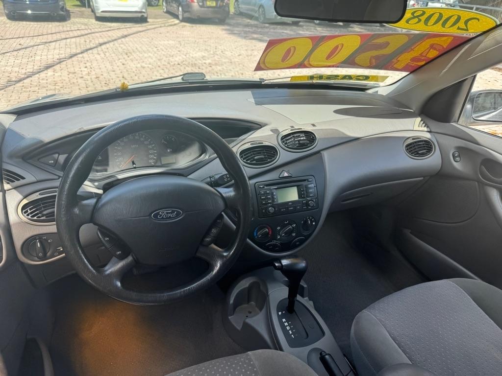 Ford Focus 4dr Wgn SE I4 Manual Fleet 2003