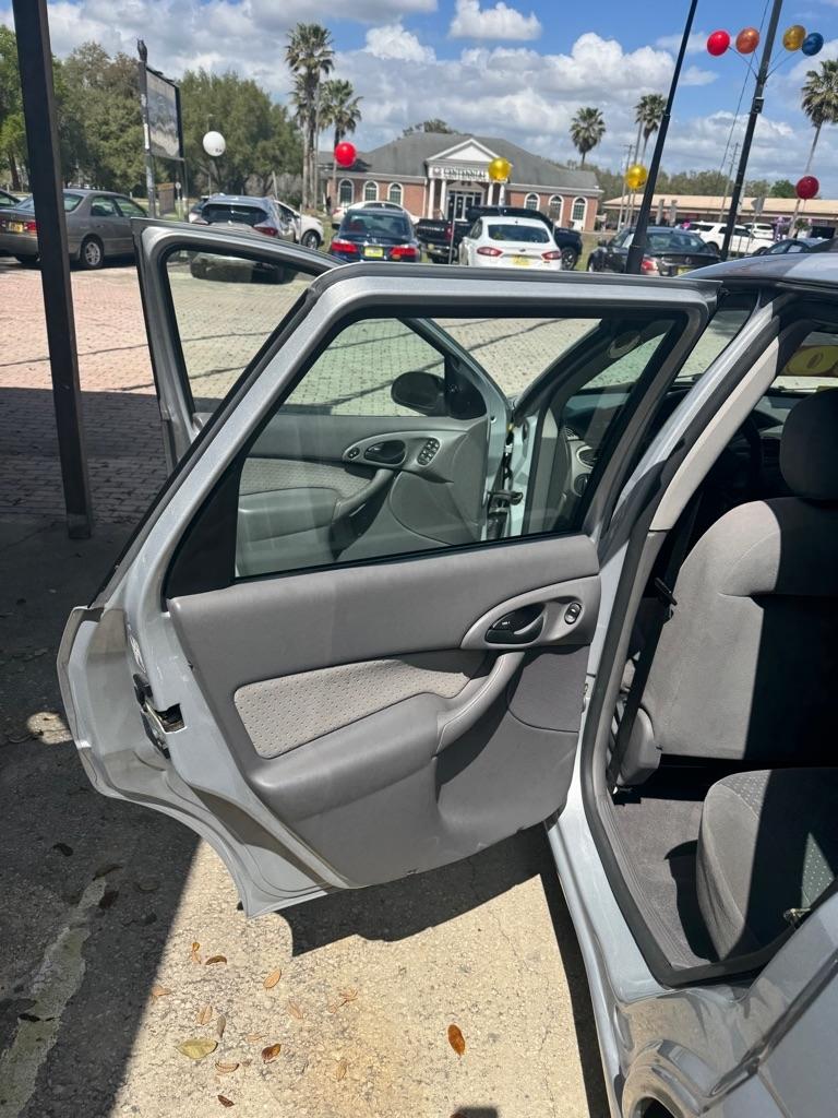 Ford Focus 4dr Wgn SE I4 Manual Fleet 2003