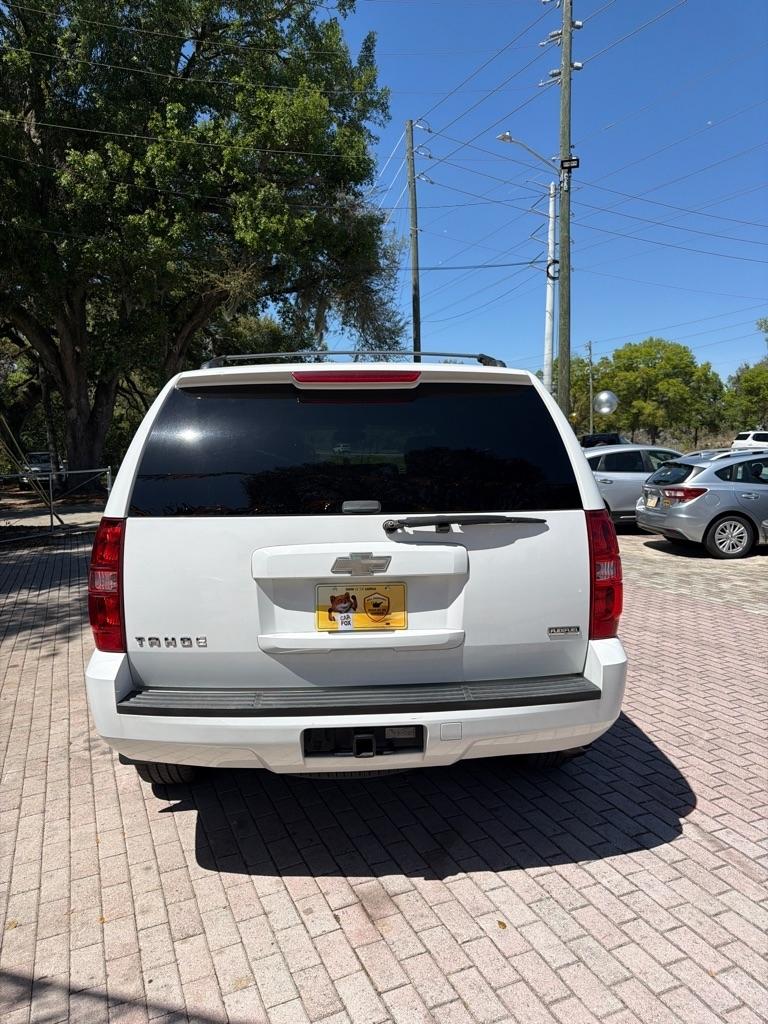 Chevrolet Tahoe 2WD 4dr 1500 LS 2011