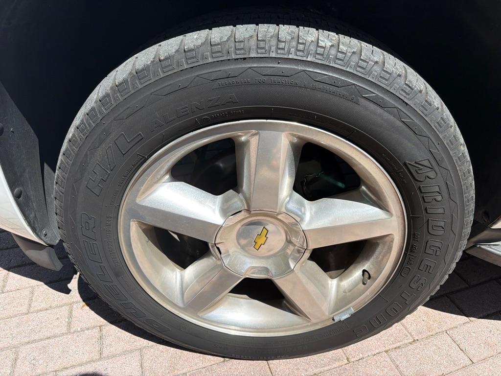 Chevrolet Tahoe 2WD 4dr 1500 LS 2011