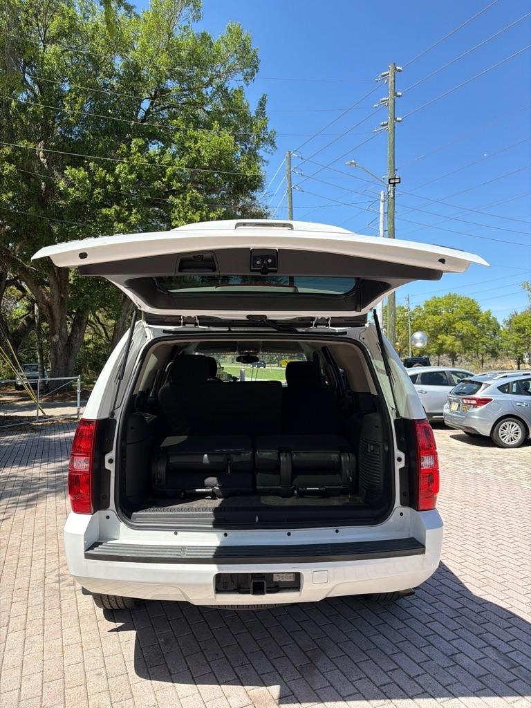 Chevrolet Tahoe 2WD 4dr 1500 LS 2011