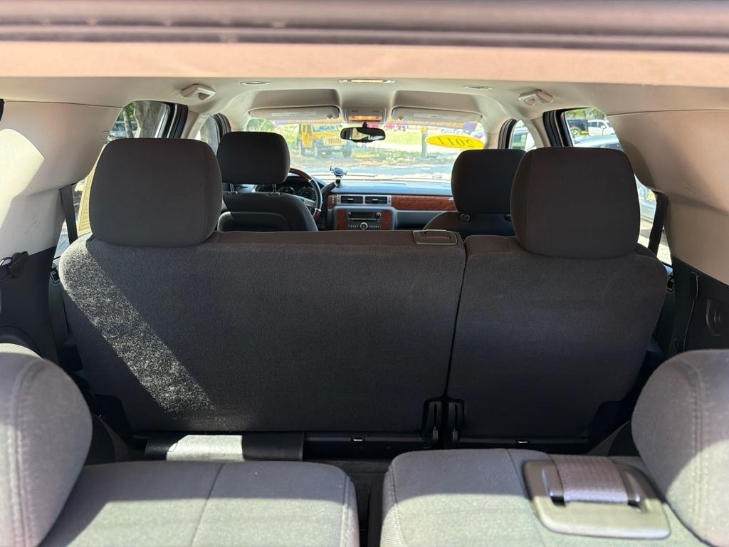 Chevrolet Tahoe 2WD 4dr 1500 LS 2011