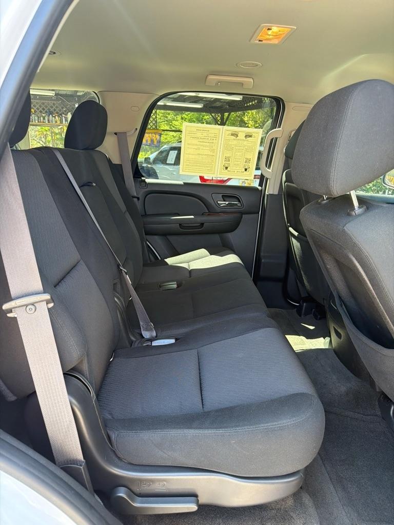 Chevrolet Tahoe 2WD 4dr 1500 LS 2011