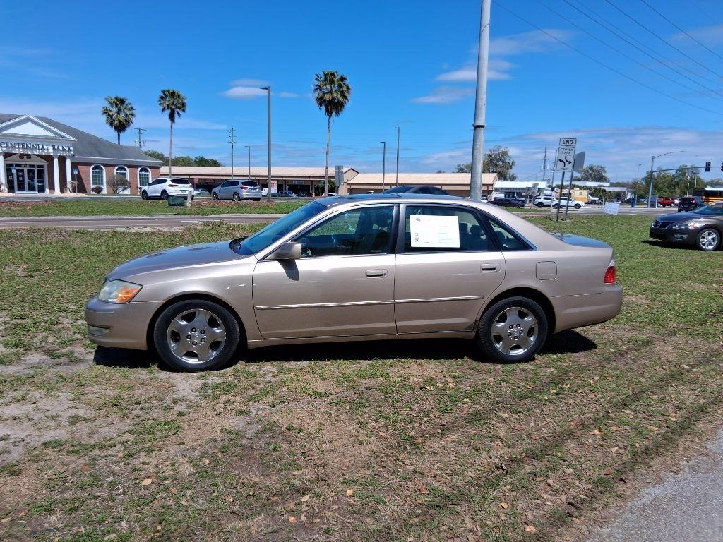 Toyota Avalon 4dr Sdn XLS w/Bench Seat (Natl) 2003