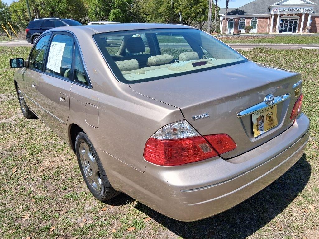 Toyota Avalon 4dr Sdn XLS w/Bench Seat (Natl) 2003