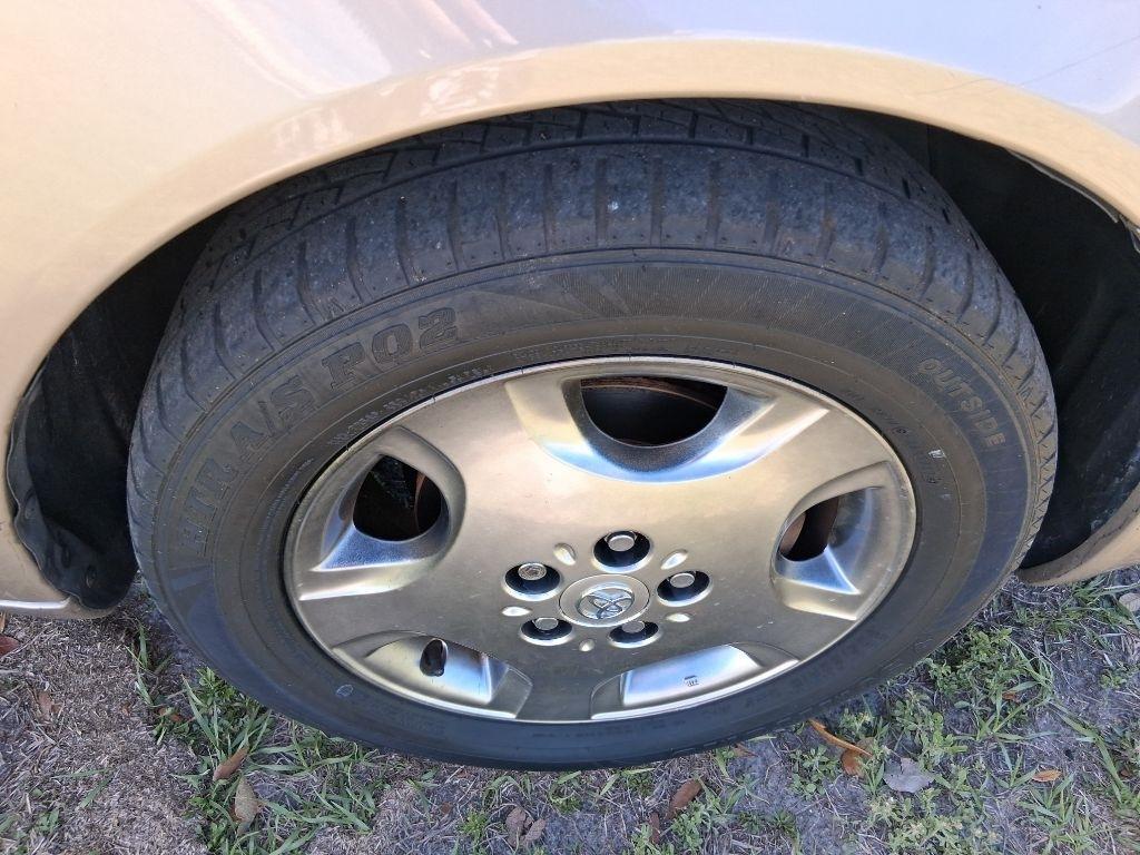 Toyota Avalon 4dr Sdn XLS w/Bench Seat (Natl) 2003