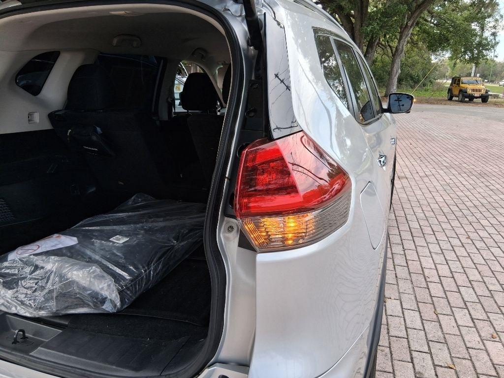 Nissan Rogue FWD SV 2019