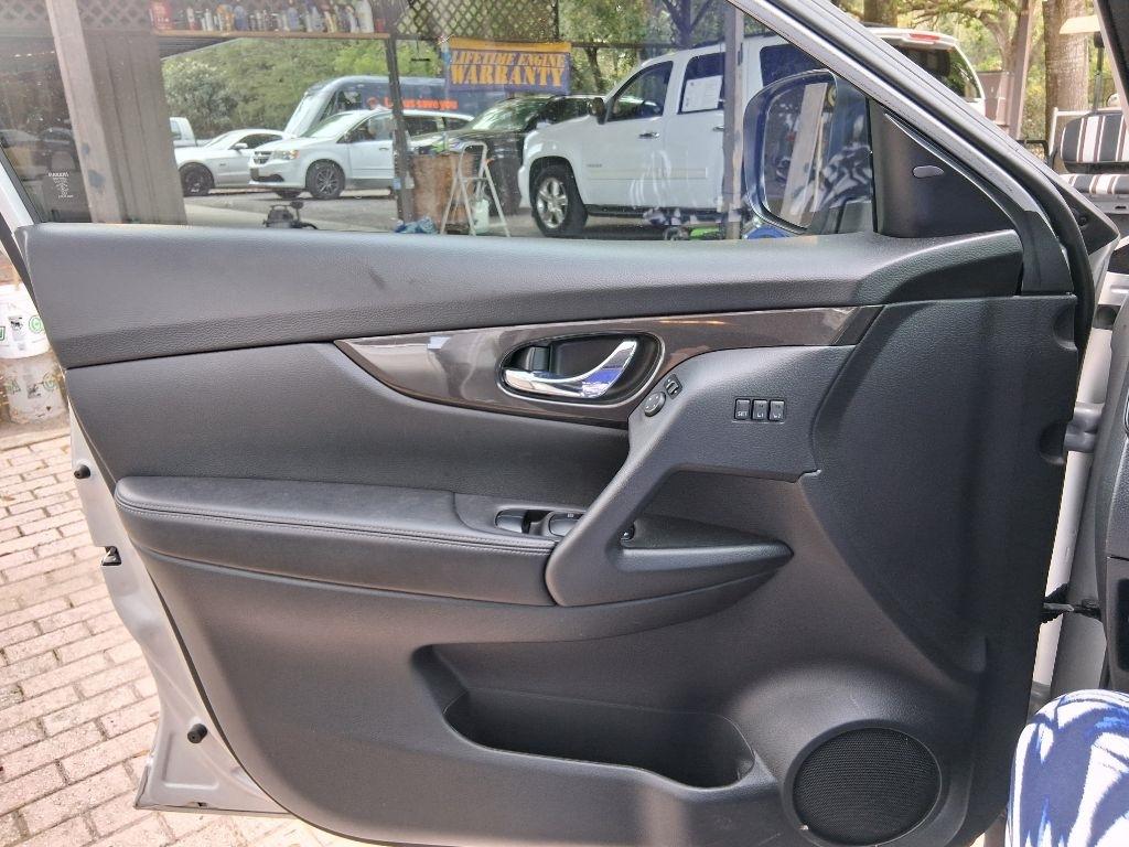 Nissan Rogue FWD SV 2019