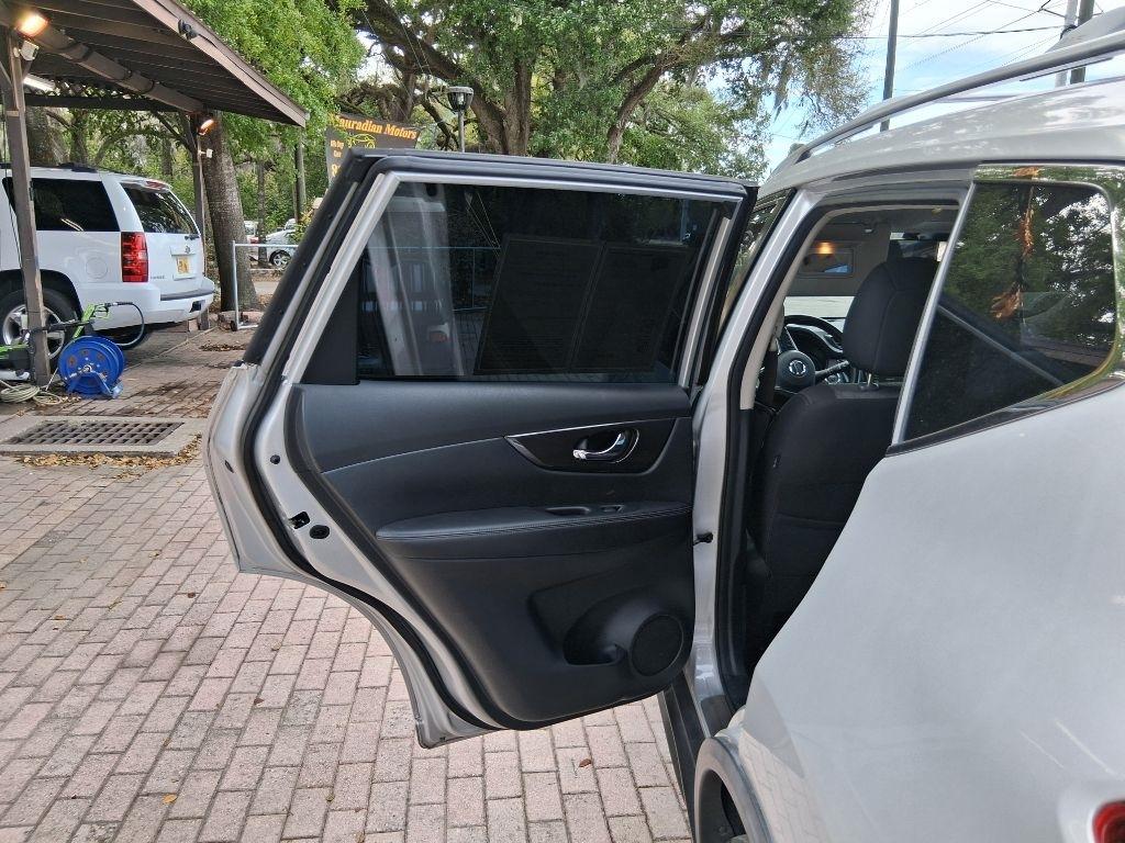 Nissan Rogue FWD SV 2019