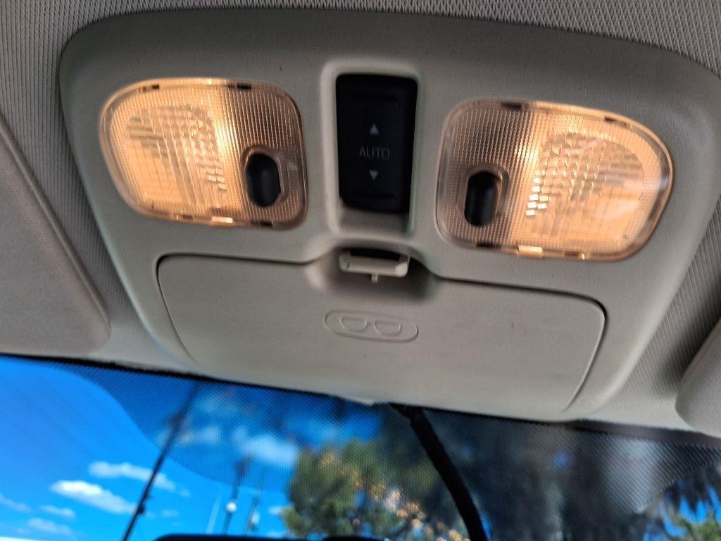 Ford Escape FWD 4dr XLT 2011