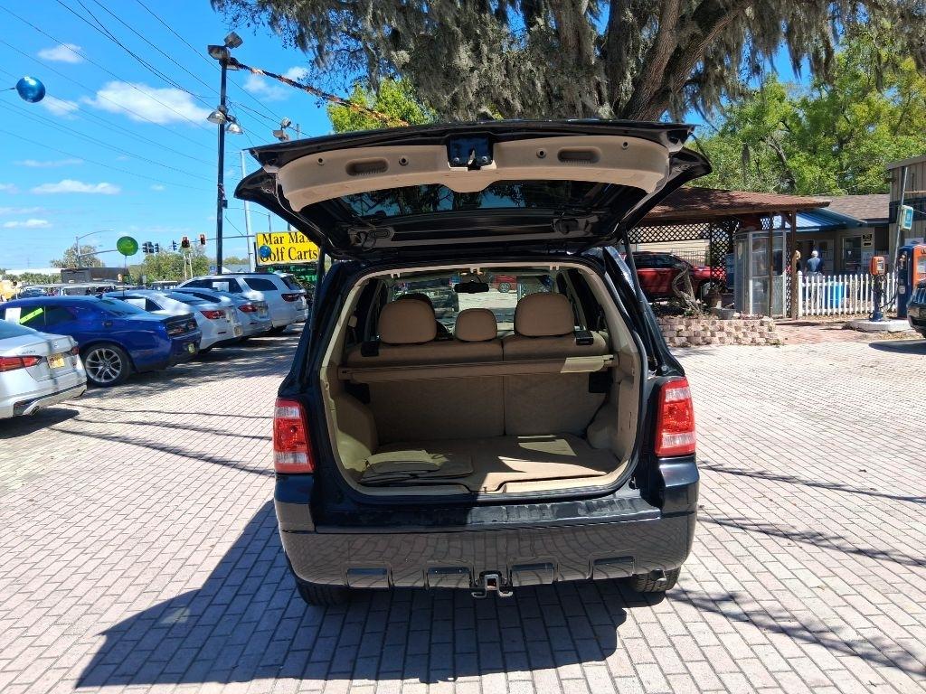 Ford Escape FWD 4dr XLT 2011