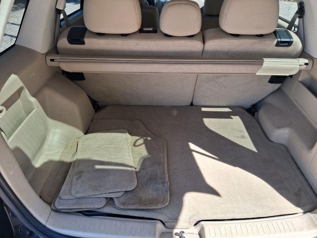 Ford Escape FWD 4dr XLT 2011