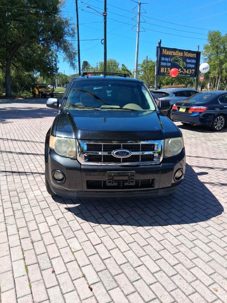 Ford Escape FWD 4dr XLT 2011