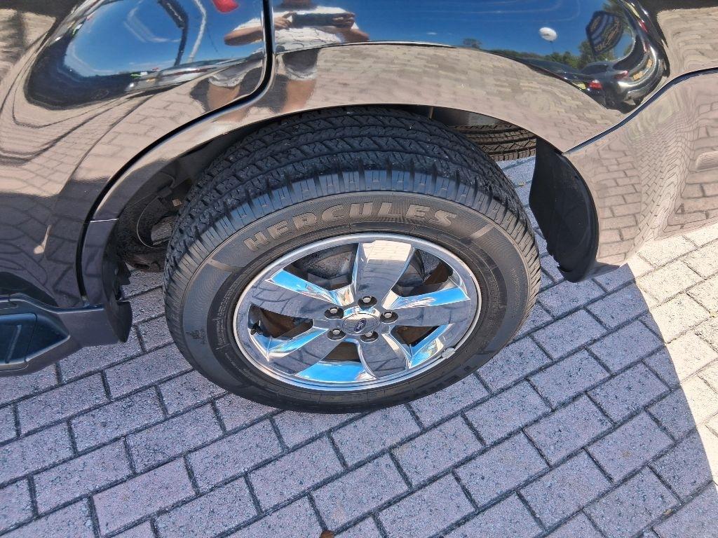 Ford Escape FWD 4dr XLT 2011