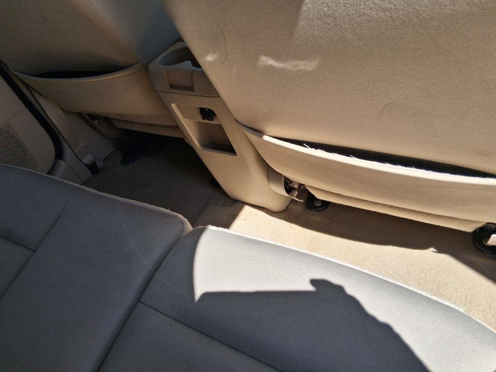 Ford Escape FWD 4dr XLT 2011